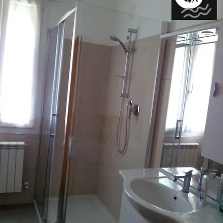 Centro Mare Luna فندق مبيت وإفطار *